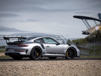 汽车炫酷高清4K电脑壁纸合集，超2000张 [ 3.2GB ]